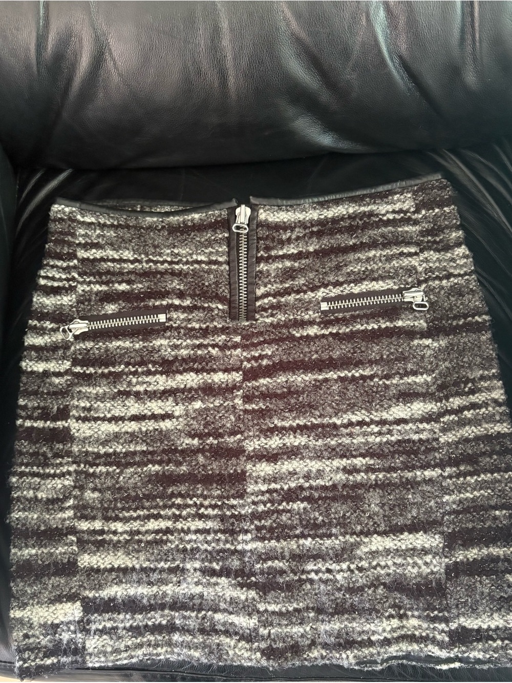 Isabel Marant wool blend mini skirt, Lambs leather trim Black+cream boucle zip - Picture 1 of 5